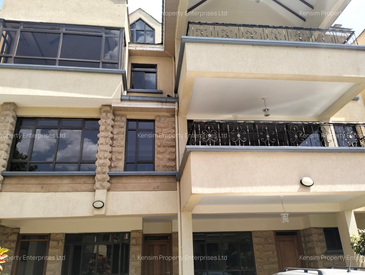 5 Bed Townhouse with En Suite in Lavington - 18