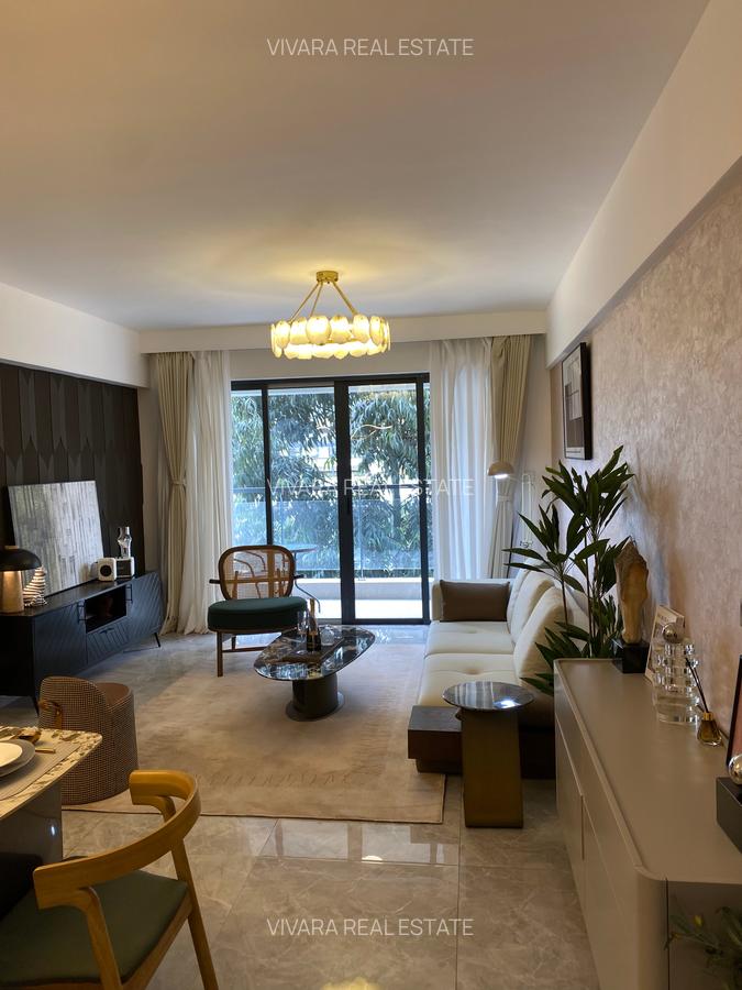 1 Bed Apartment with En Suite in Lavington - 2
