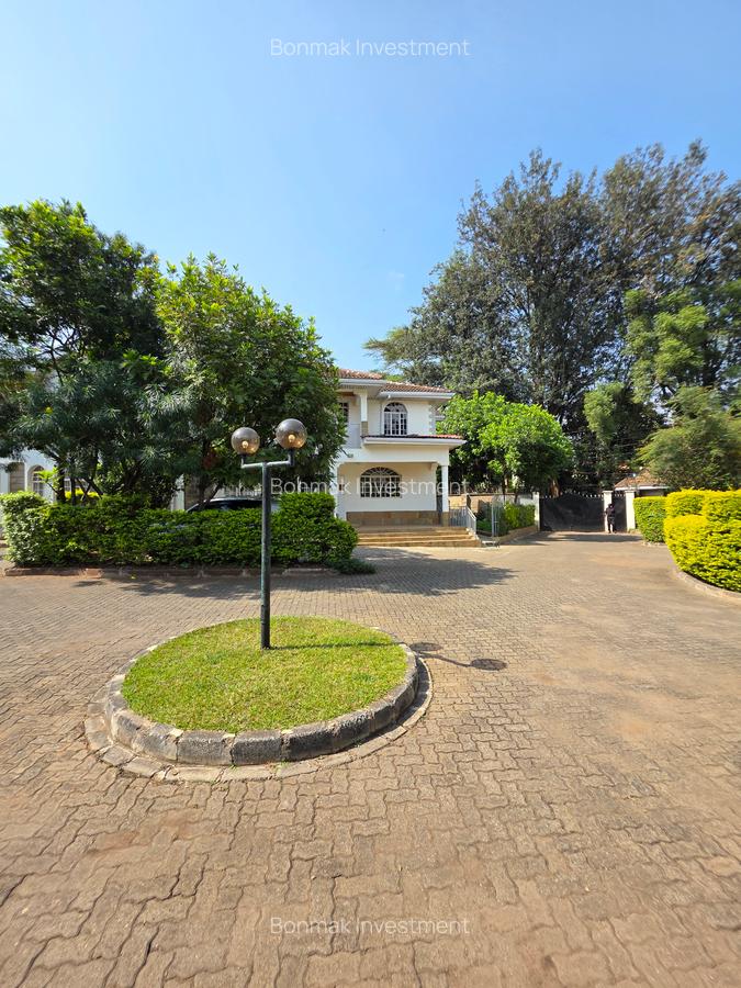 4 Bed Townhouse with En Suite at Lavington Green - 19