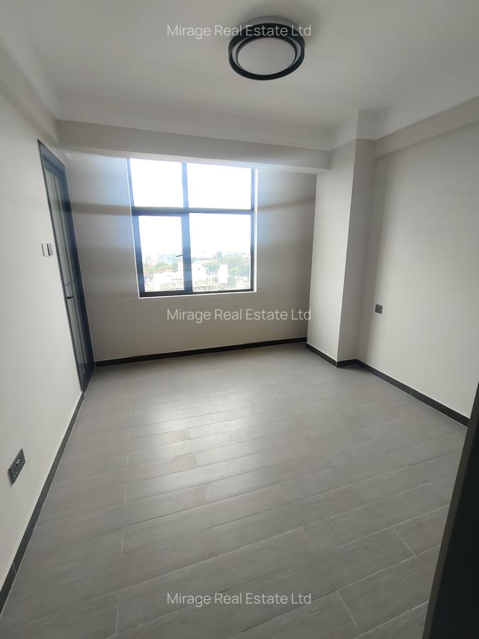 2 Bed Apartment with Gym in Kilimani - 12
