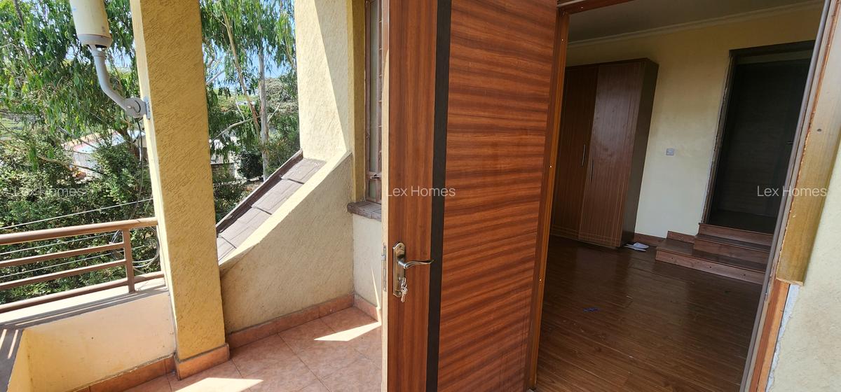 3 Bed Villa with En Suite at Kandisi - 12