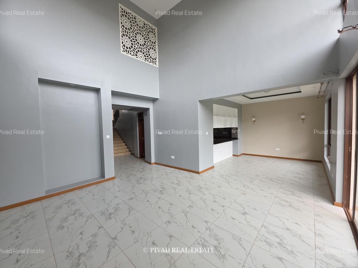 4 Bed Townhouse with Swimming Pool in Runda - 19