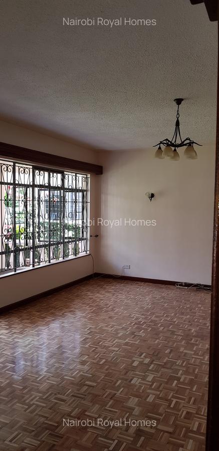 4 Bed Townhouse with En Suite at Lavington Green - 18