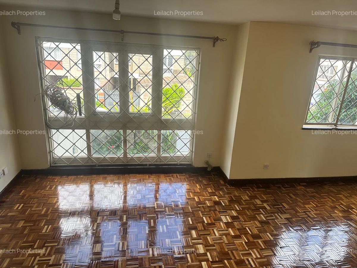 5 Bed House with En Suite in South C - 10