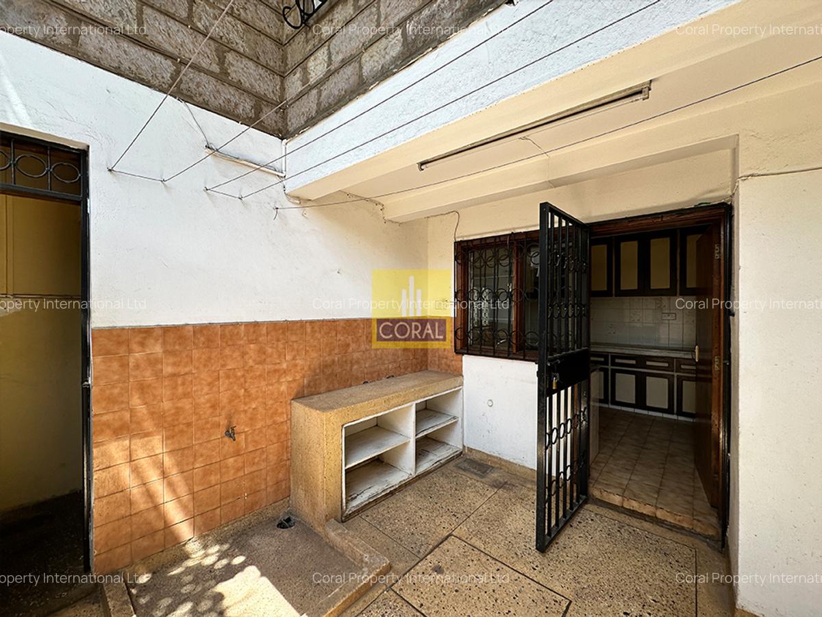 5 Bed House in Kilimani - 13