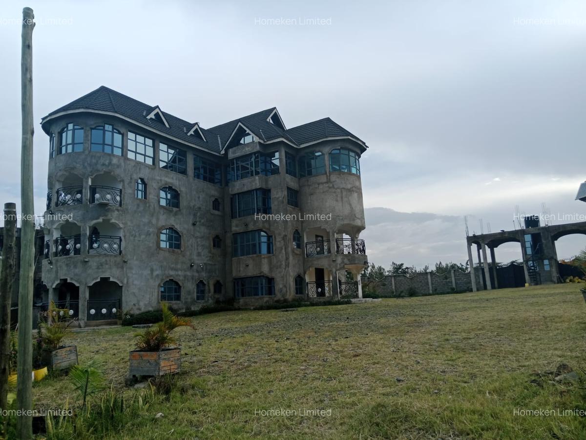 10 Bed House with En Suite at Mbirika - 10