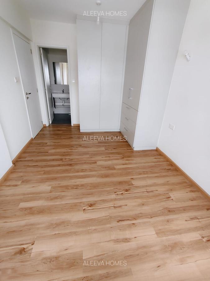 2 Bed Apartment with En Suite in Garden Estate - 9