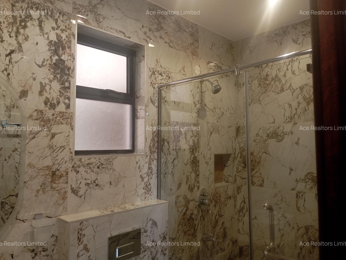 2 Bed Apartment with En Suite at Brookside Estate - 10