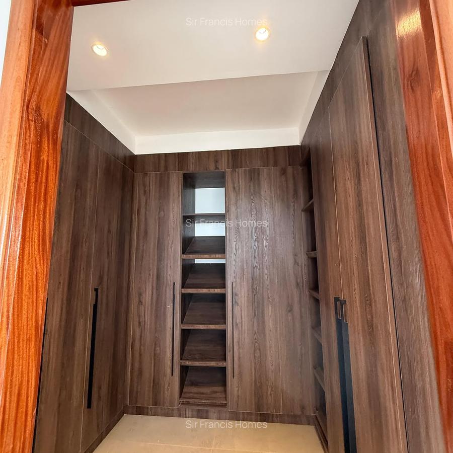 Serviced 3 Bed Apartment with En Suite in Riverside - 15