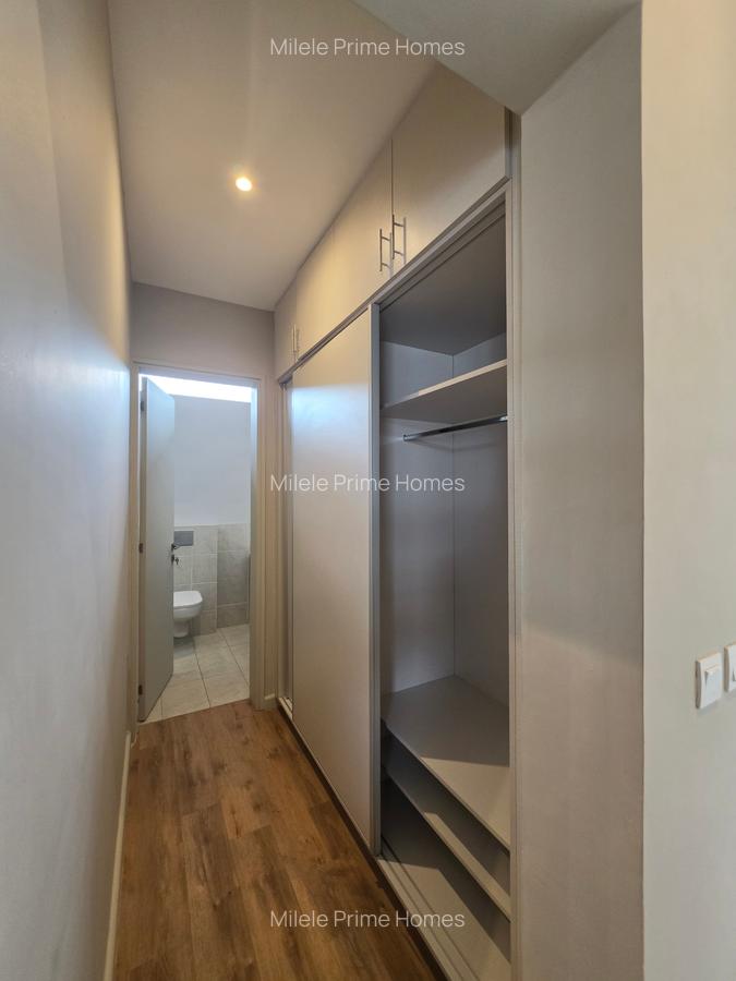 4 Bed Townhouse with En Suite at Kwaheri Road - 13