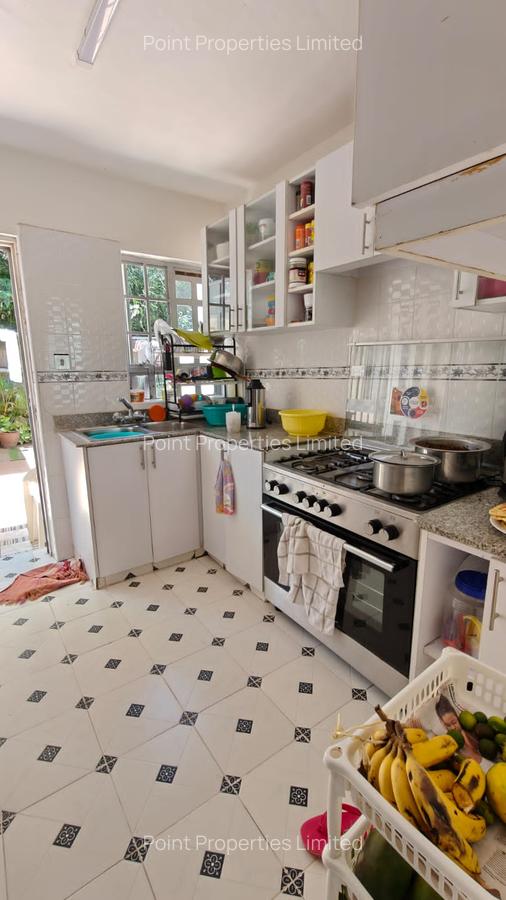 3 Bed Townhouse with Staff Quarters in Langata - 8