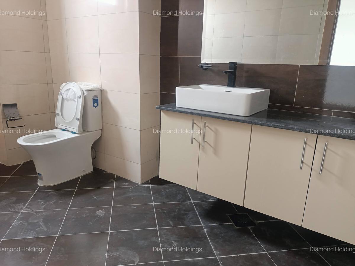 3 Bed Apartment with En Suite at Westlands - 6