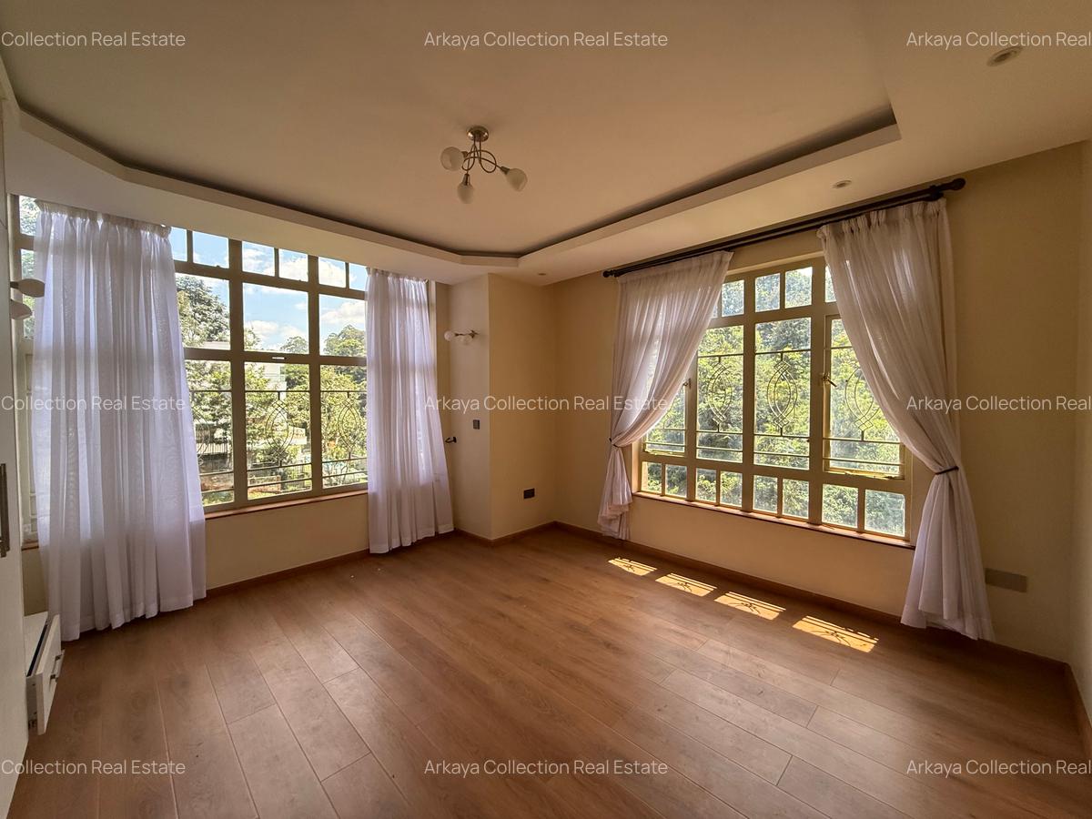 6 Bed House with En Suite in Nyari - 10