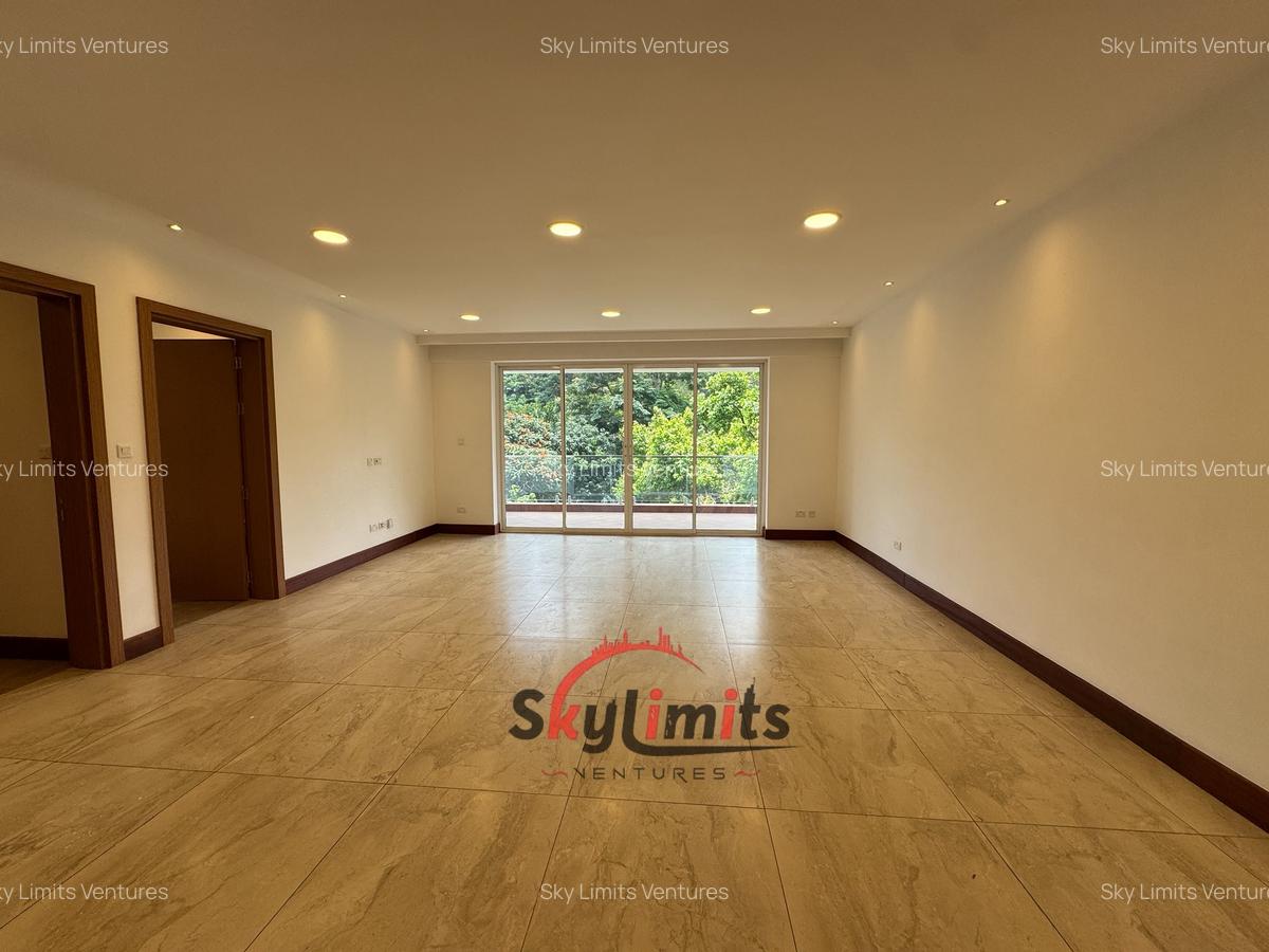 2 Bed Apartment with En Suite in Parklands - 3