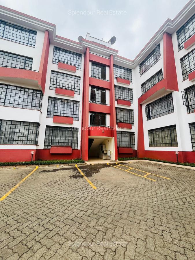 2 Bed Apartment with En Suite in Lavington - 1