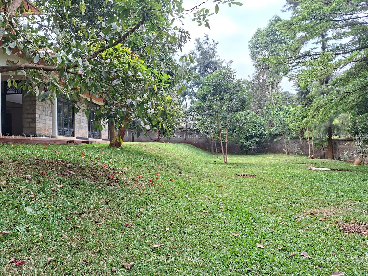 5 Bed Townhouse with En Suite at - 5