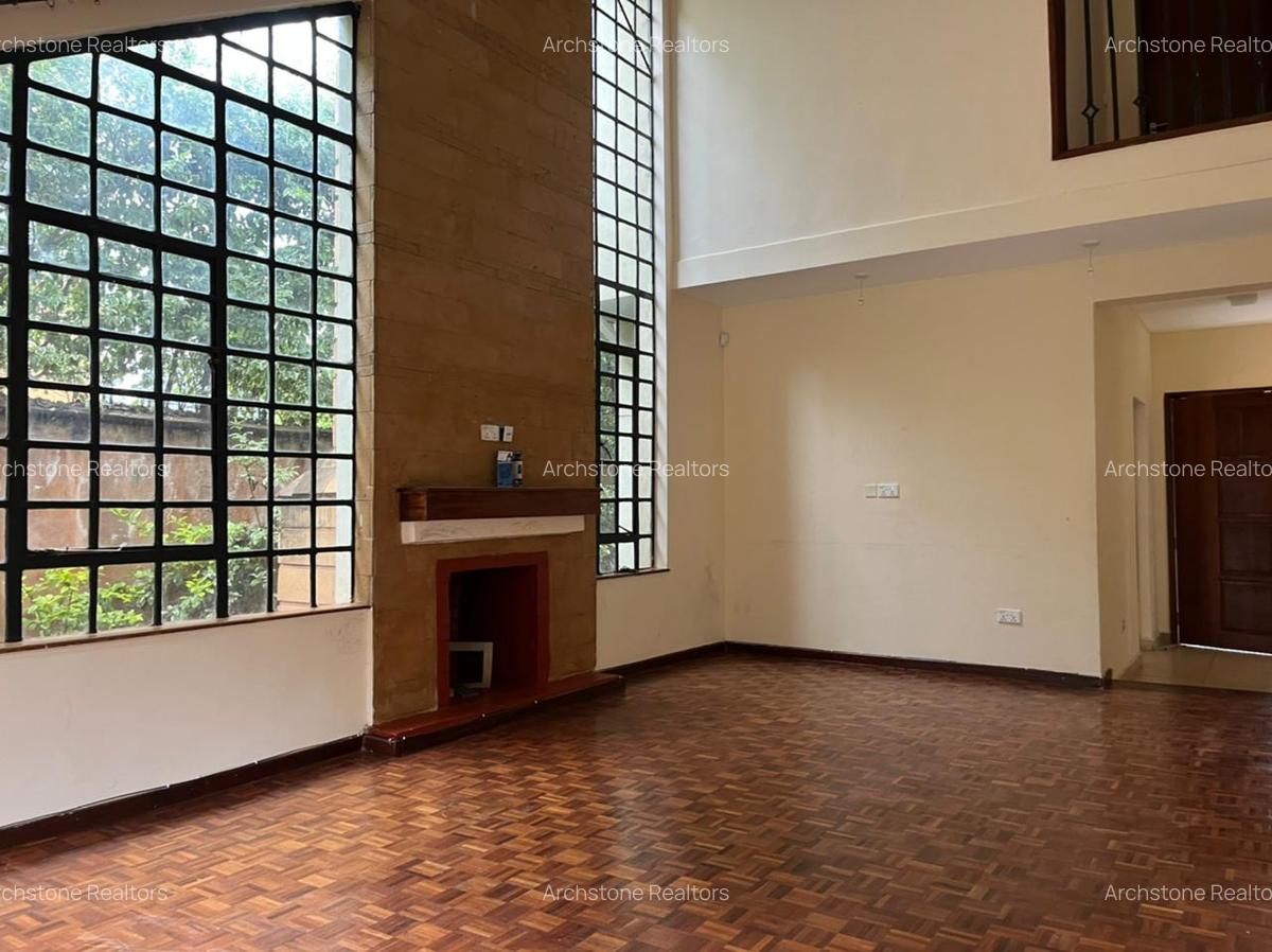 4 Bed Townhouse with En Suite in Kitisuru - 2