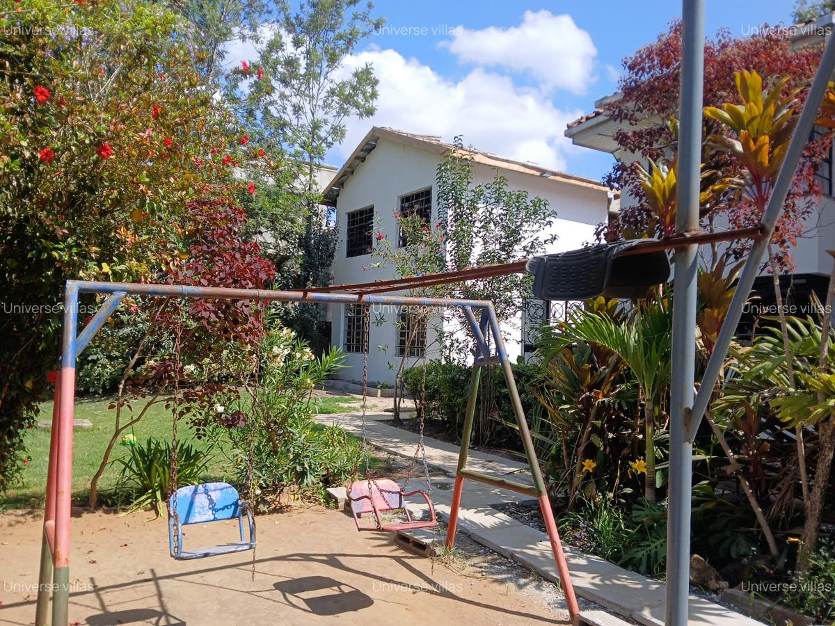 3 Bed House with En Suite at Karen - 1