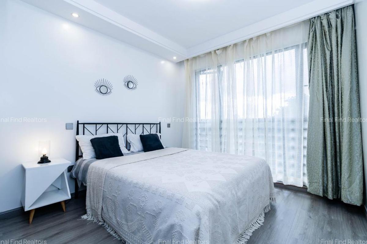 Furnished 3 Bed Apartment with En Suite in Riverside - 16