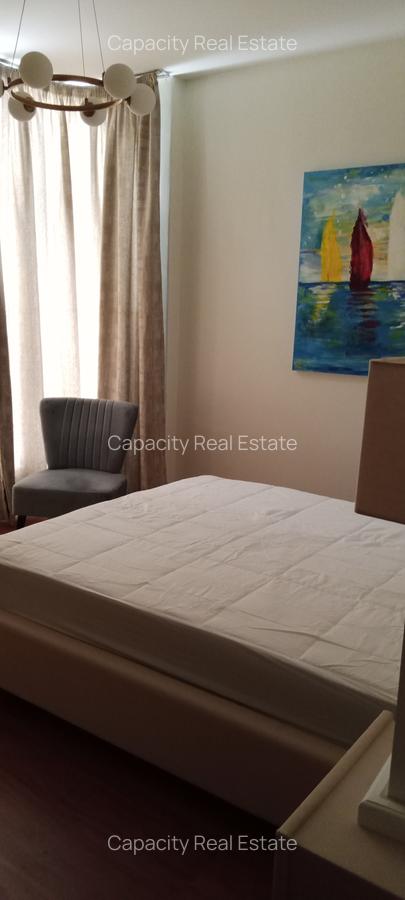 Serviced 3 Bed Apartment with En Suite in Parklands - 14