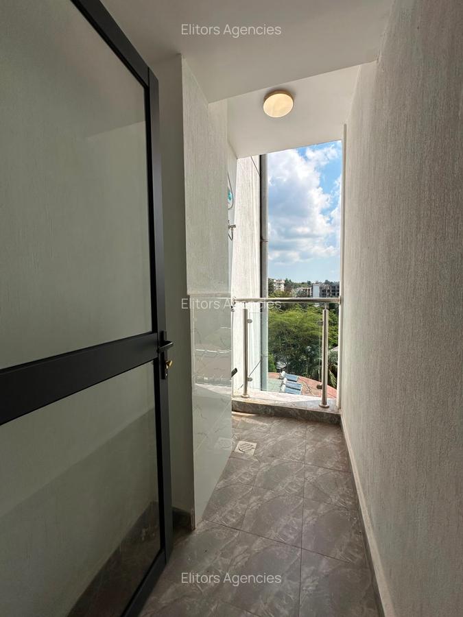 1 Bed Apartment with En Suite at Riverside Drive - 15