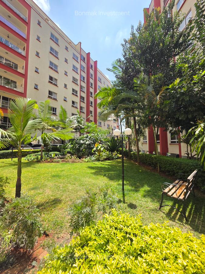 4 Bed Apartment with En Suite at Brookside Drive - 6
