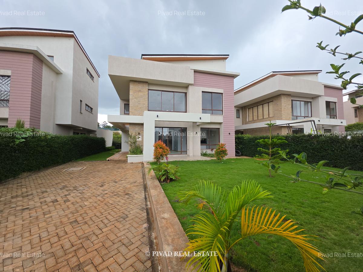 4 Bed House with Swimming Pool in Runda - 1