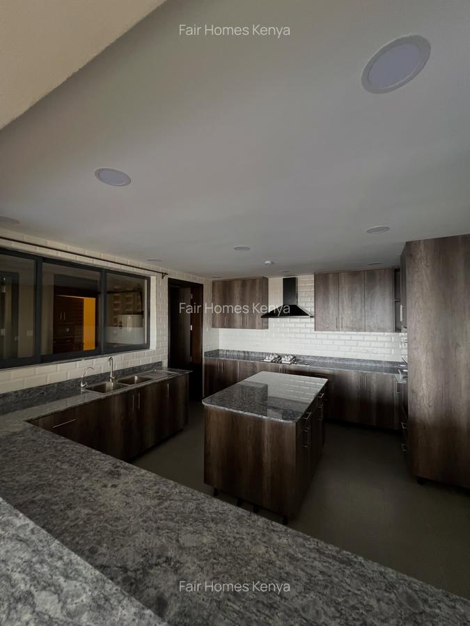 4 Bed Apartment with En Suite at Gitanga Road - 18