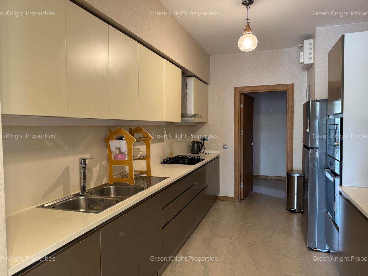 Serviced 3 Bed Apartment with En Suite in Kileleshwa - 9