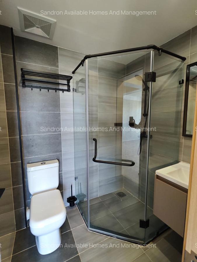 2 Bed Apartment with En Suite in Lavington - 5