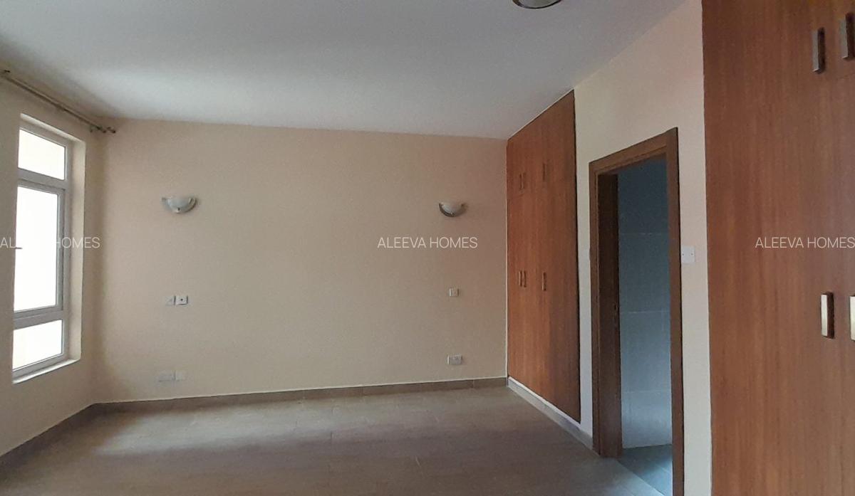 3 Bed Apartment with En Suite in Kilimani - 13