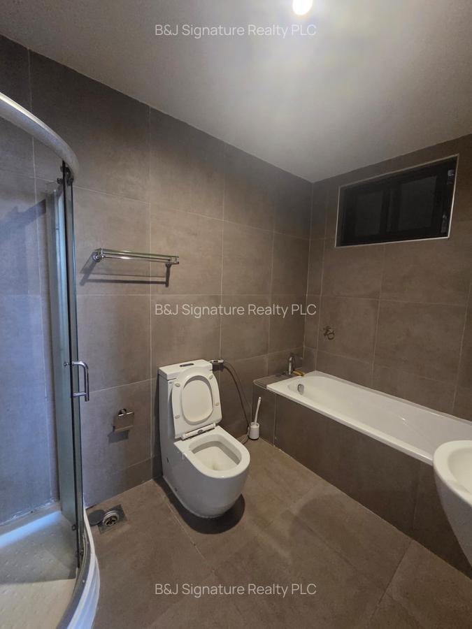 Serviced 2 Bed Apartment with En Suite in Riverside - 11