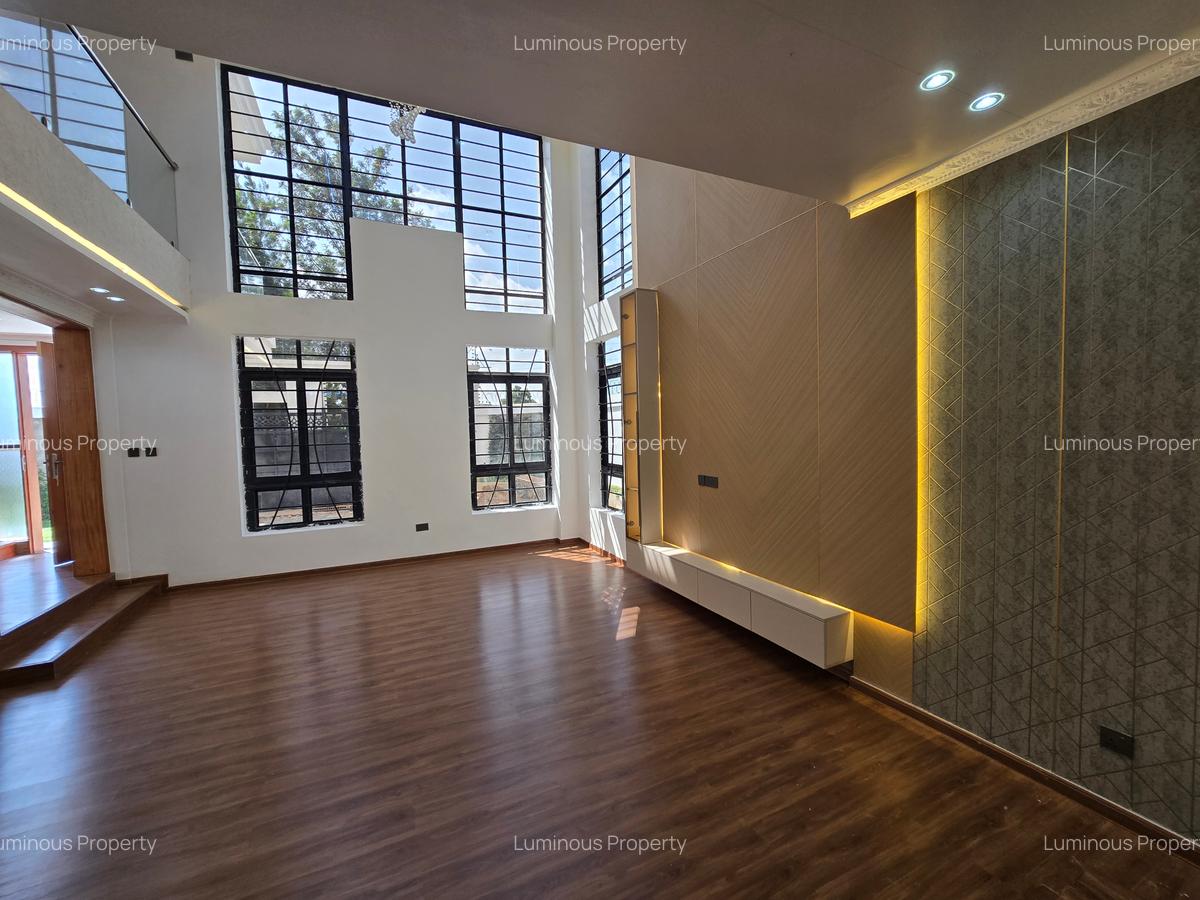 6 Bed House with En Suite at Githunguri Road - 6