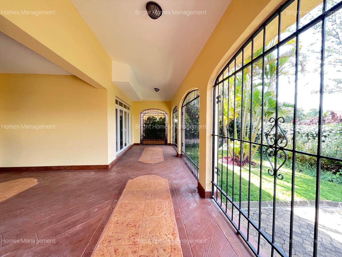 4 Bed Townhouse with En Suite in Westlands Area - 11