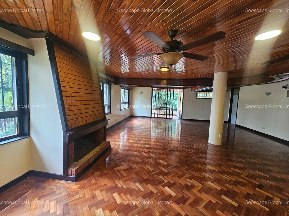 3 Bed Townhouse with En Suite in Westlands Area - 5