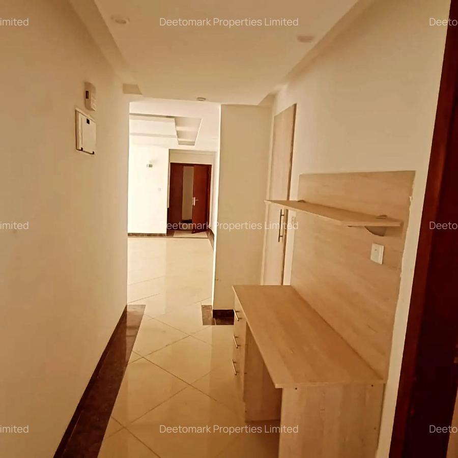 3 Bed Apartment with En Suite at Lavington - 6