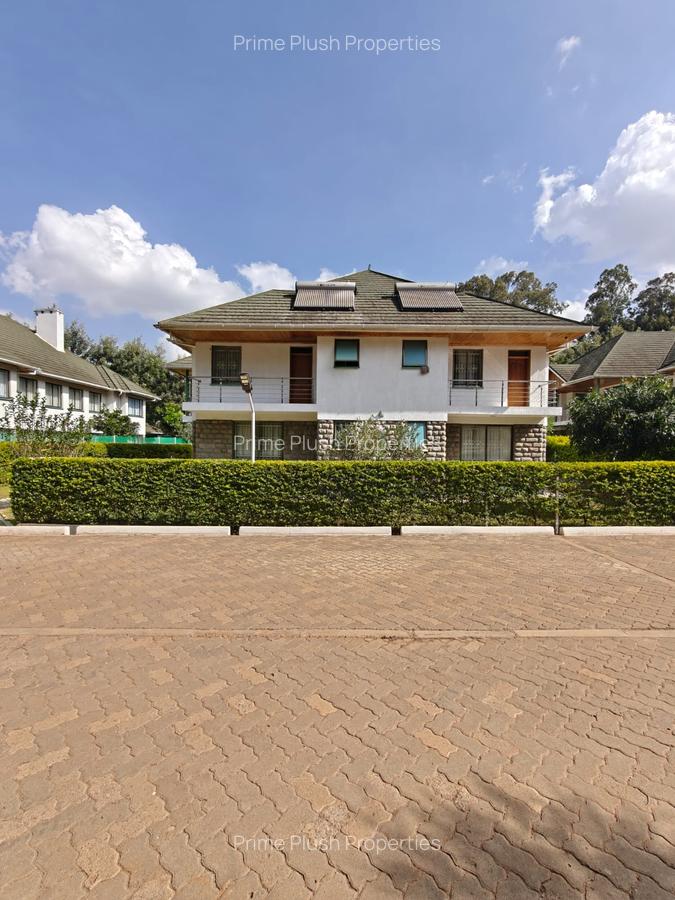 6 Bed House with En Suite in Karen - 1