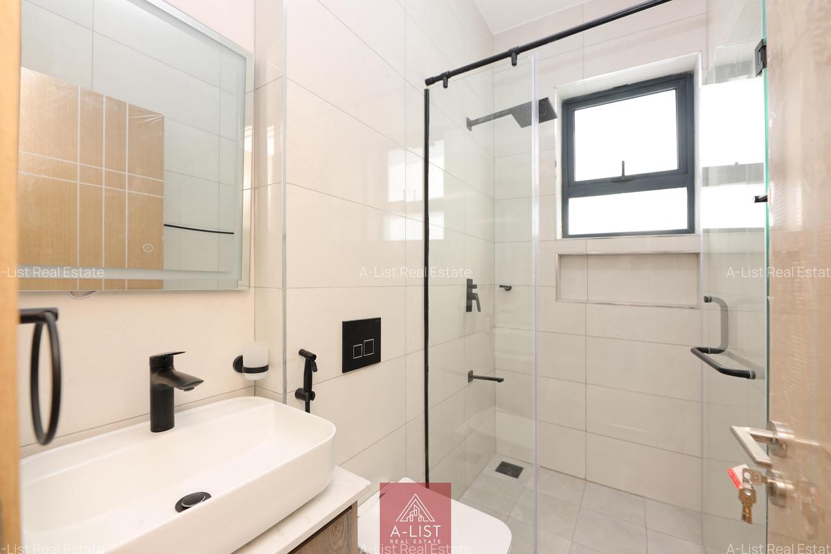 2 Bed Apartment with En Suite at Brookside Drive - 11