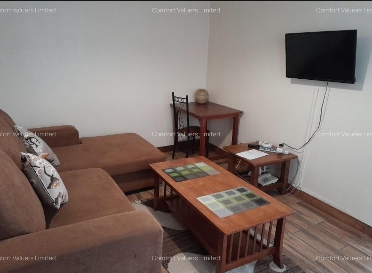 Serviced 1 Bed Apartment with En Suite at Lavington - 11