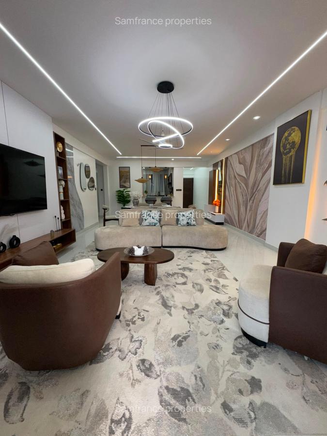 Serviced 3 Bed Apartment with En Suite at Tudor - 1