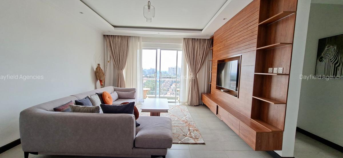 Serviced 2 Bed Apartment with En Suite in Brookside - 2