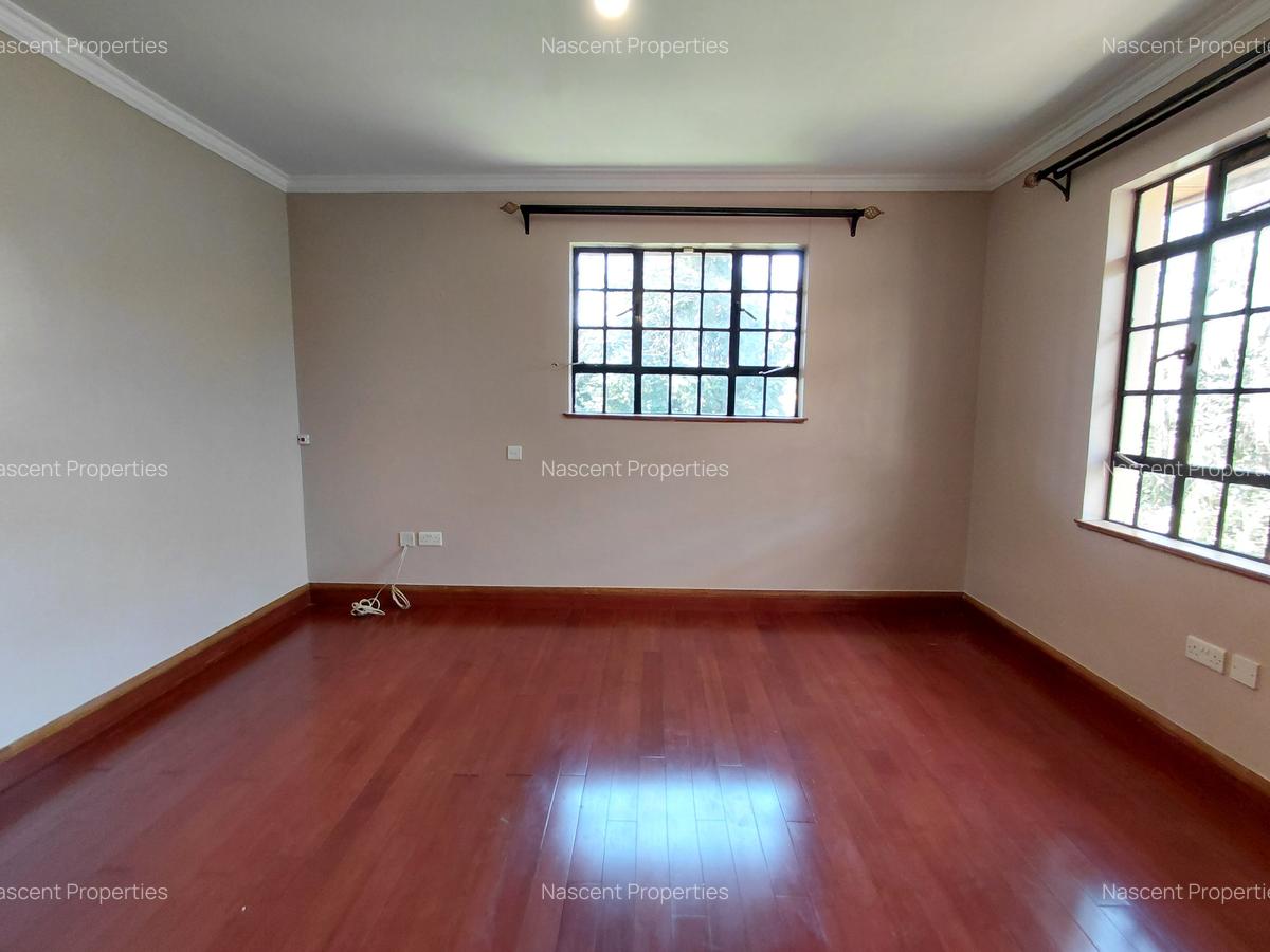 4 Bed Villa with En Suite in Runda - 11