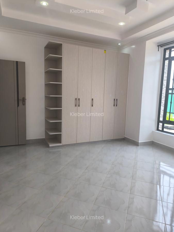 3 Bed House with En Suite in Ruiru - 9
