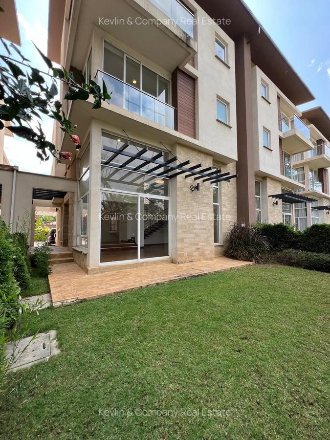 4 Bed Townhouse with En Suite in Lavington - 2