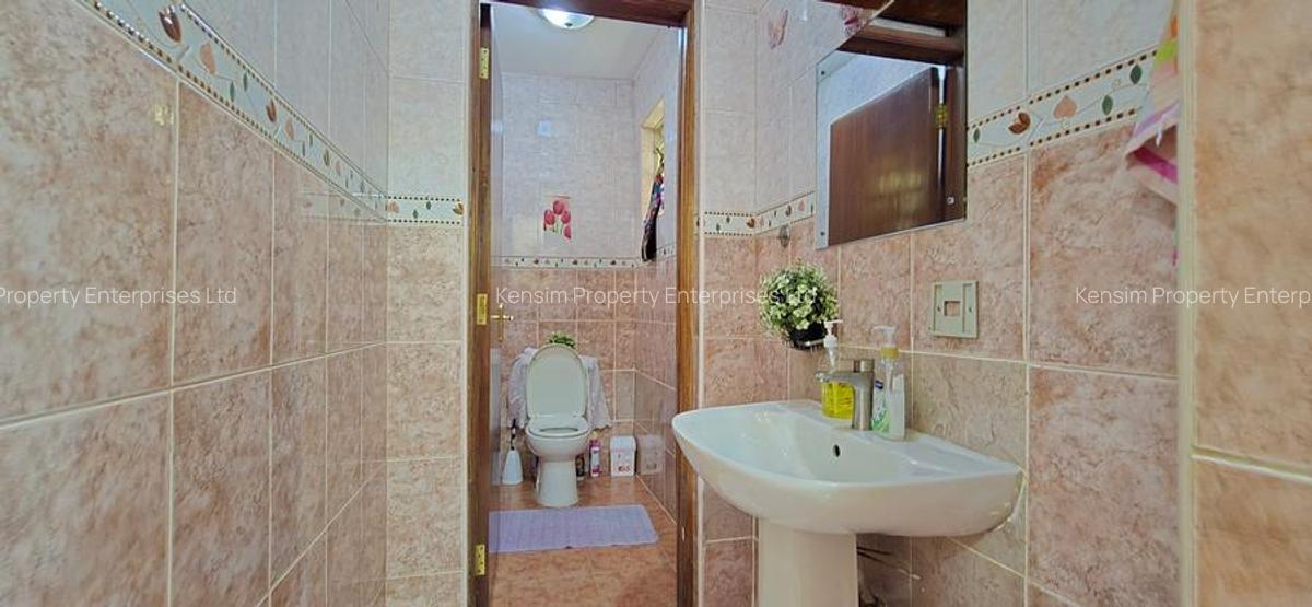 4 Bed Townhouse with En Suite in Lavington - 12