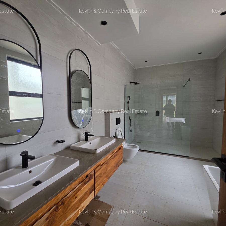 4 Bed Townhouse with En Suite in Loresho - 19