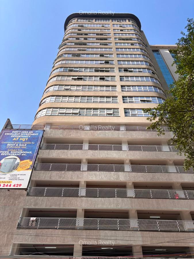 1,010 ft² Commercial Property with Service Charge Included in Westlands Area - 1