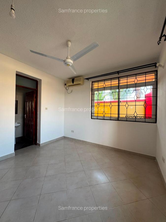 2 Bed Apartment with En Suite at Volume - 6