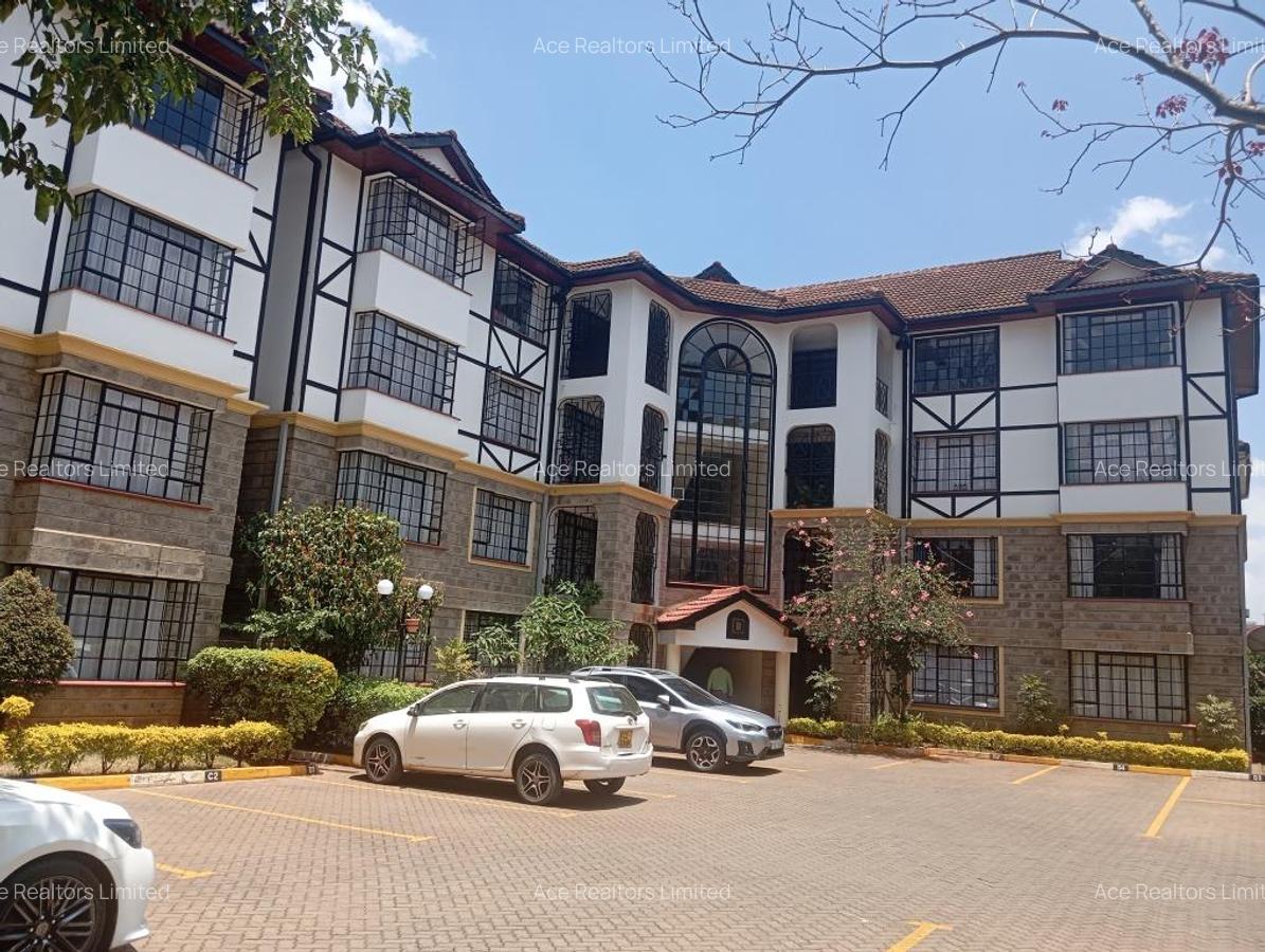 3 Bed Apartment with En Suite at Valley Arcade - 1