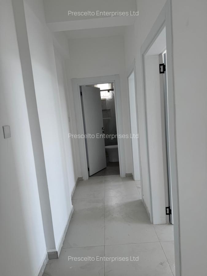 2 Bed Apartment with En Suite at Off Links Road - 16